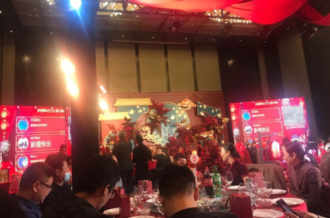 婚礼现场需要新人和嘉宾们的热烈互动该怎么策划呢？