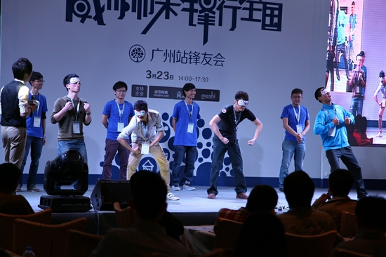 2025新疆家庭网络春晚好评如潮 广大网友云端共赴欢乐年