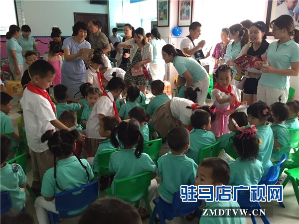 江苏启动第三届全国城市生活垃圾分类宣传周
