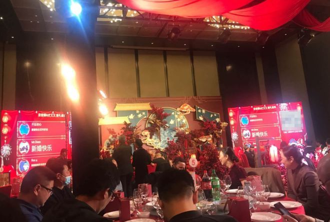 婚礼现场怎么策划才能开开心心的玩？